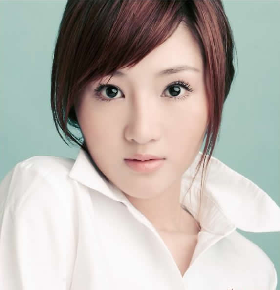 从黑眼圈看出身体的疾病_职业培训教育网