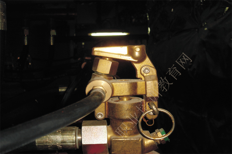 2016一级消防工程气体灭火系统容器阀图片_职